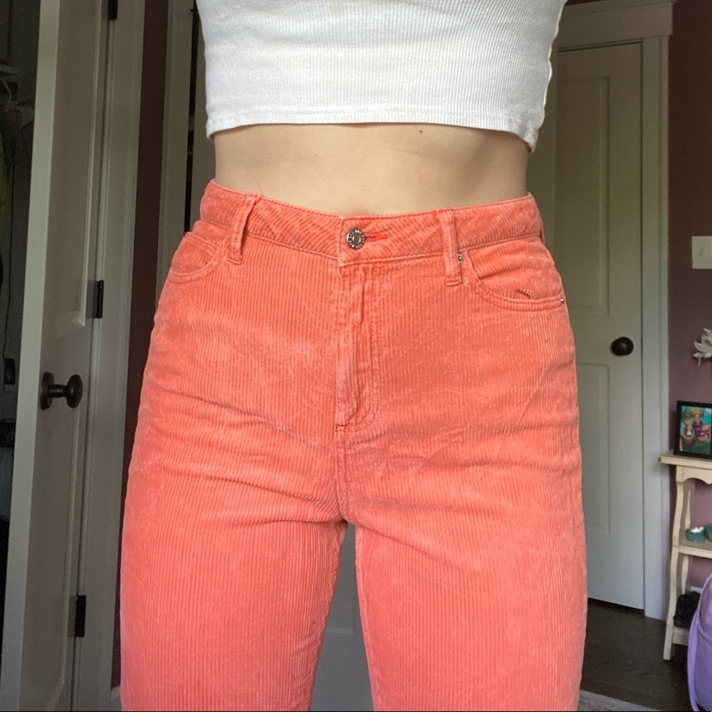 BDG High-Rise Mom Corduroy Jeans